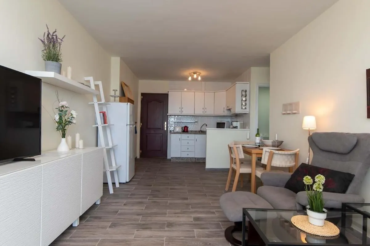Comodoro 6 - One Bed لوس كريستيانوس 0*,  إسبانيا